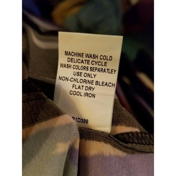 Rabbit Designs V Neck 3/4 Sleeve Dress Purple Tan Gray Size 4 Flare Womens - Picture 4 of 5